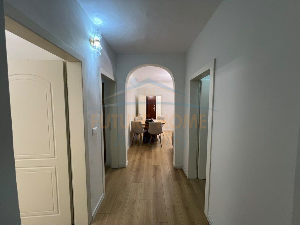 Shitet, Apartament 2+1, Yzberisht, Tiranë