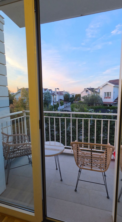 Shitet apartament 2+1+2 me depo dhe post parkimi, pranë TEG, në Rezidencën Joy.