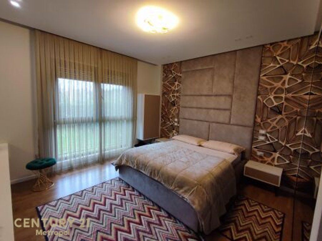 APPARTAMENTO 2+1+PARCHEGGIO+CORTILE, LAGO ASCIUTTO! 1.550 € /Mese