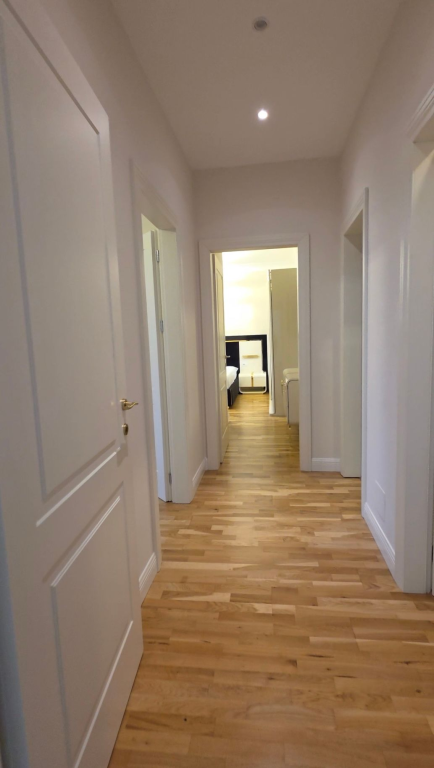 Shitet apartament 2+1+2 me depo dhe post parkimi, pranë TEG, në Rezidencën Joy.