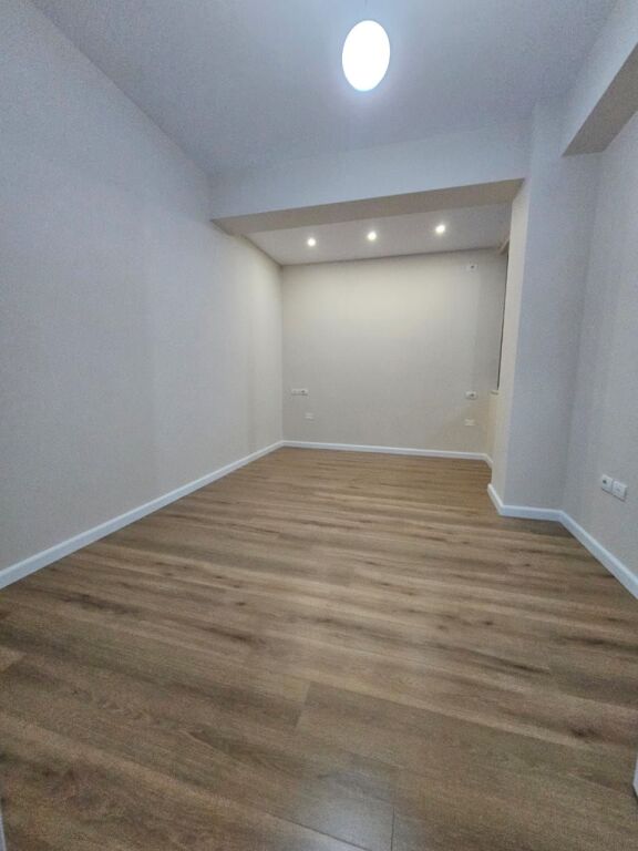 Shitje | Apartament 1 + 1 | Rruga e Kavajës | 170000 €