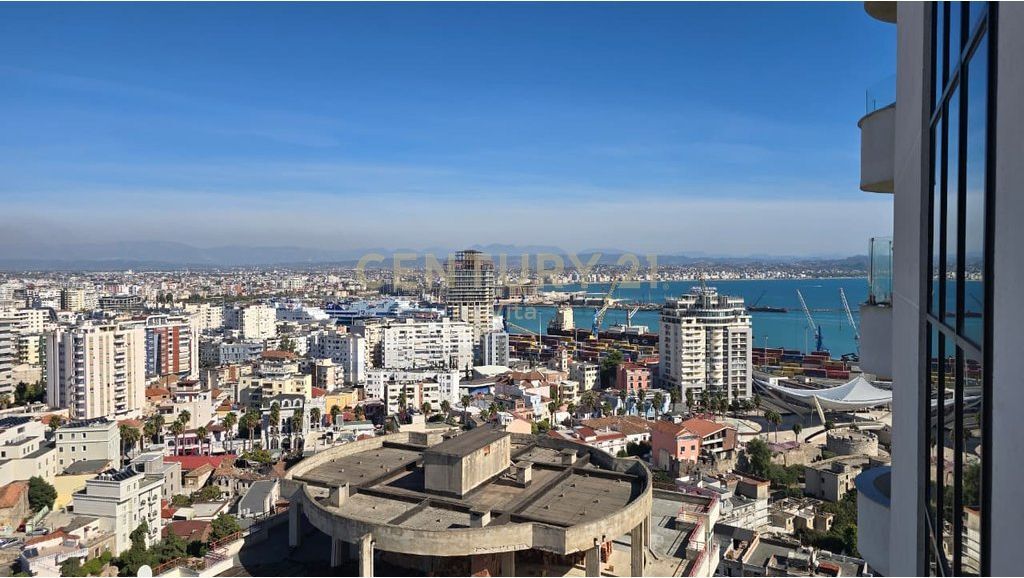 Shitet Apartament 2+1 me Pamje Panoramike në Vollga, Durrës