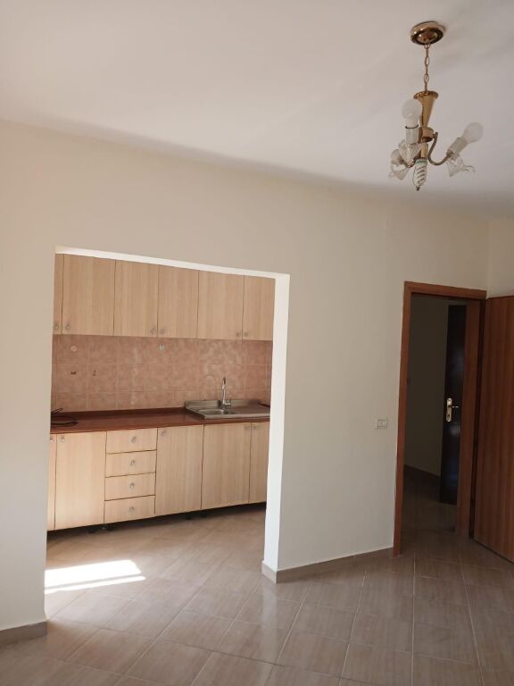 Vendita | Apartament 1 + 1 | Allias | 85000 €