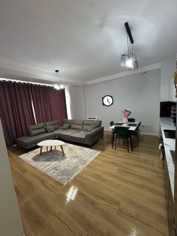Apartament 1+1 me Qira pranë Rrugës së Elbasanit dhe Sanatoriumit, Rruga Ligor Lubonja. 50'000 lekë/muaj