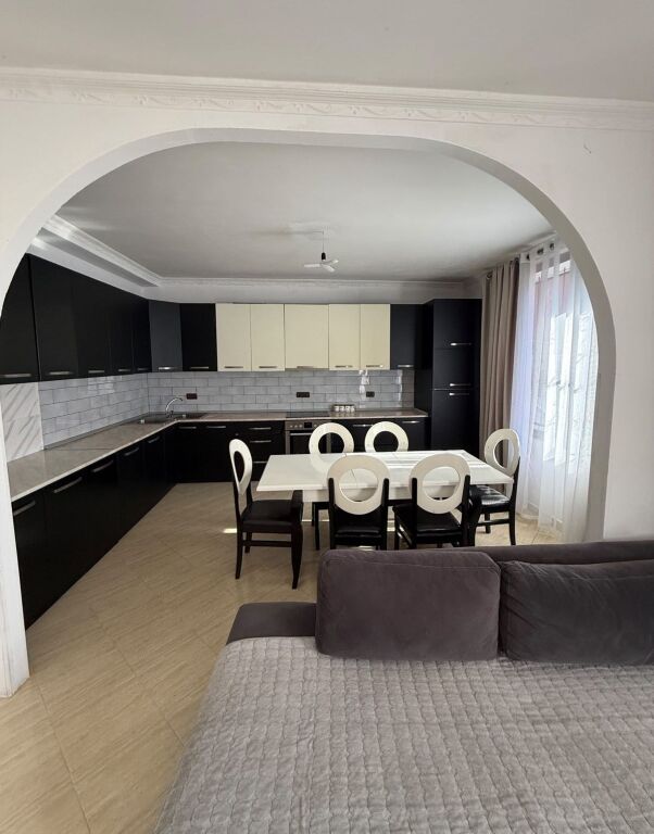 Appartamento 2+1 in affitto in Via Vasil Shanto