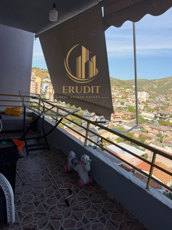 🏡 JEPET ME QIRA APARTAMENT 2+1 I MOBILUAR NË VLORË Pranë Stadiumit