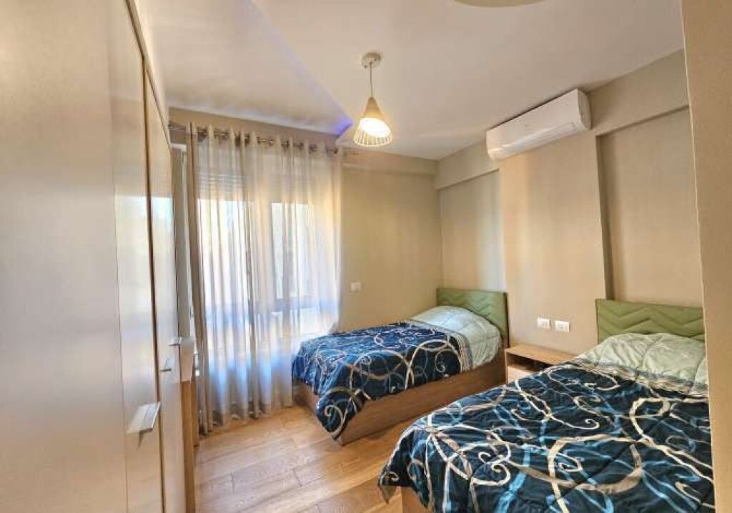 🏡 Apartament 2+1 me qira – Myslym Shyri, pranë Qendrës së Tiranës    💶 Çmimi: 1.350  €/muaj