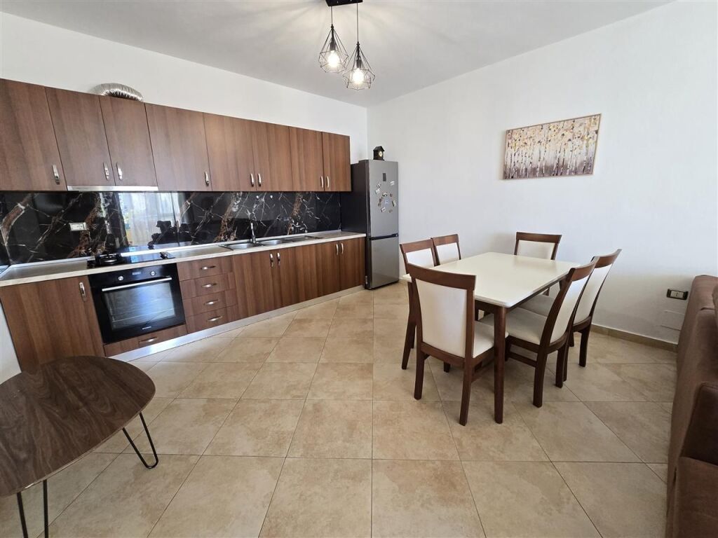 Affitto | Apartament 2 + 1+2 | Yzberisht | 500 €/mese
