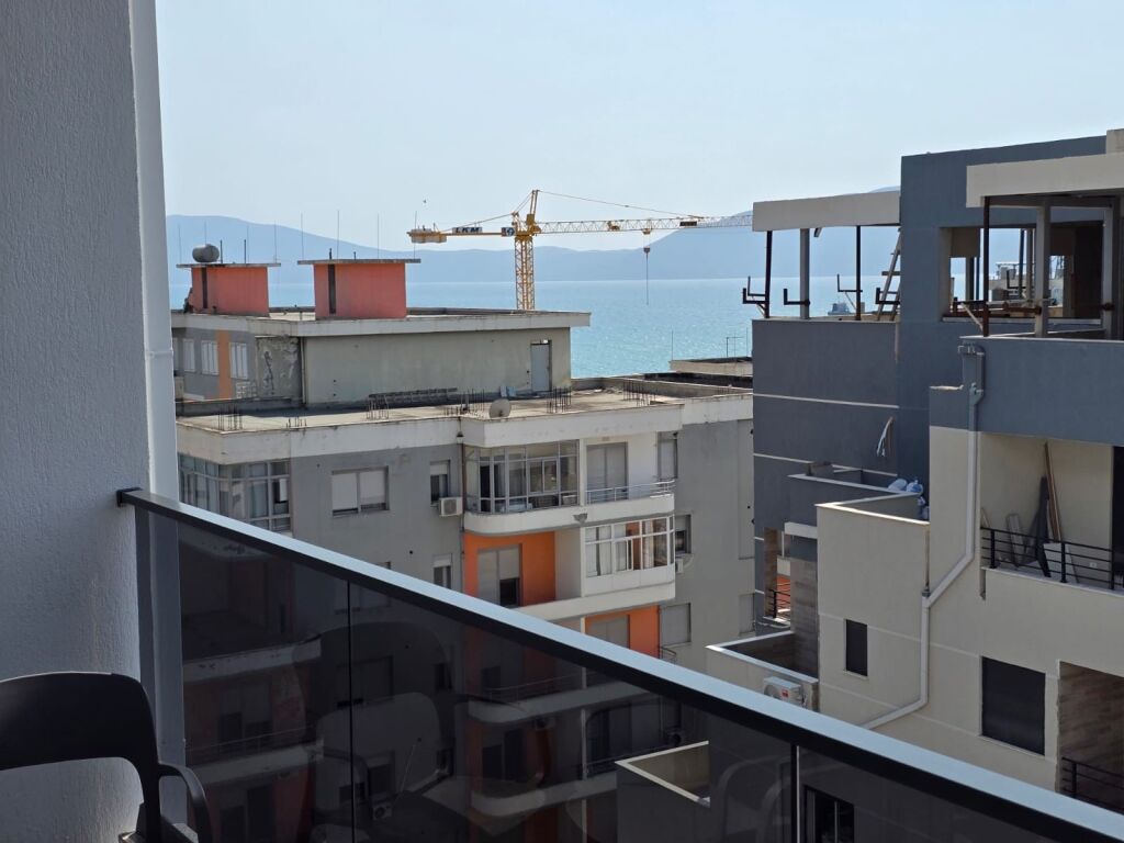 Apartament modern me qera ne Lungomare