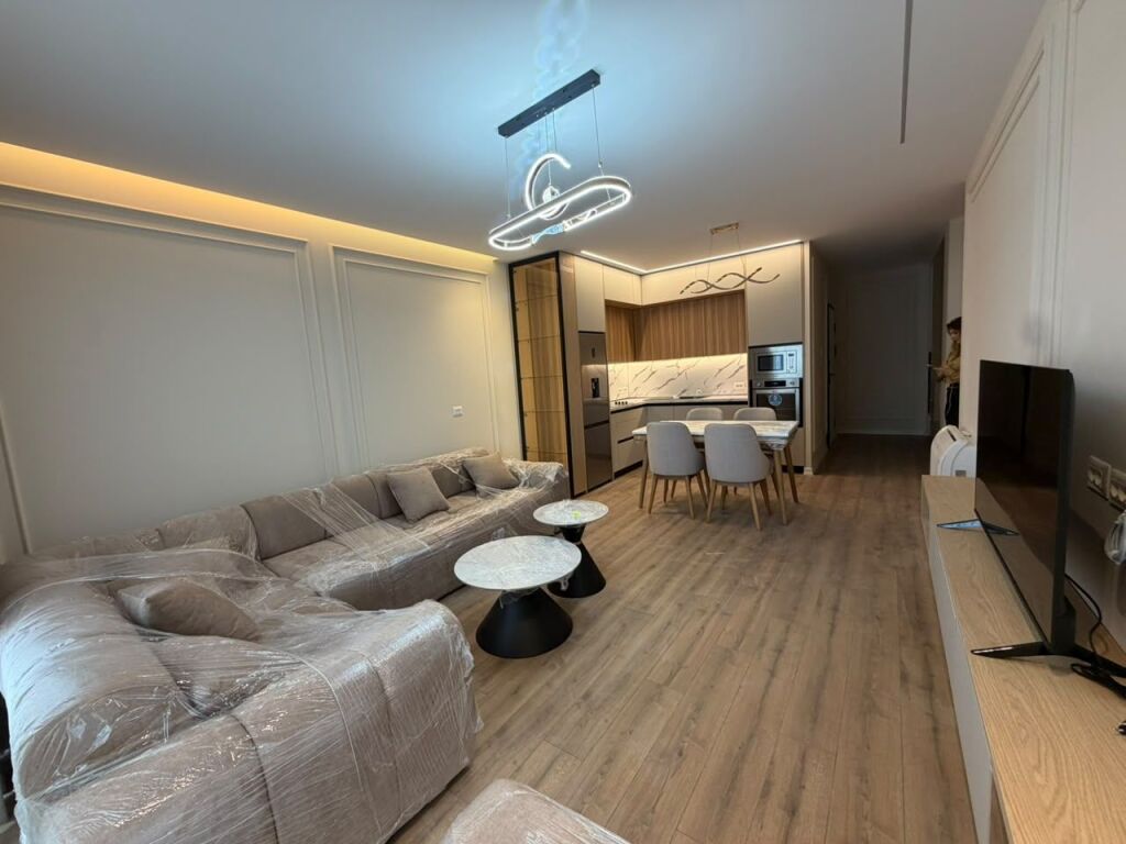 🏡 JEPET ME QIRA APARTAMENT 2+1 – ZOGU I ZI  📍 Vendndodhja: Zogu i Zi  💶 Çmimi: 1,200 € / muaj