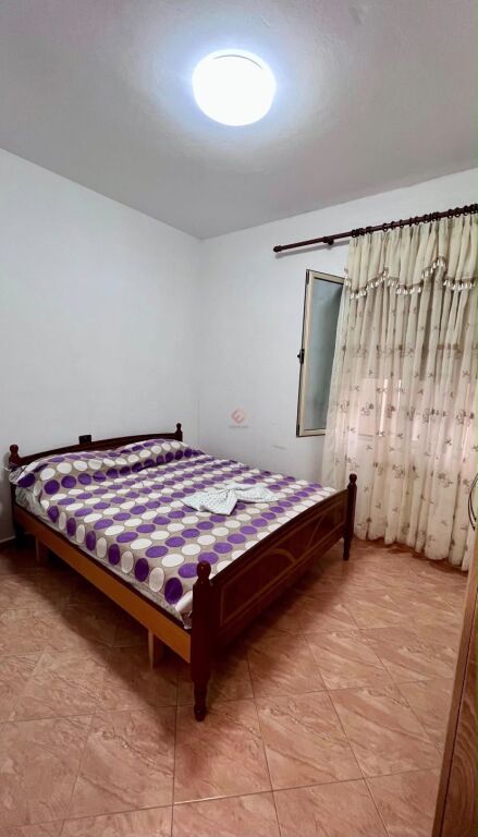 🌊 APARTAMENT 2+2 ME PAMJE DETI ME QIRA AFATGJATË – LUNGOMARE, VLORË