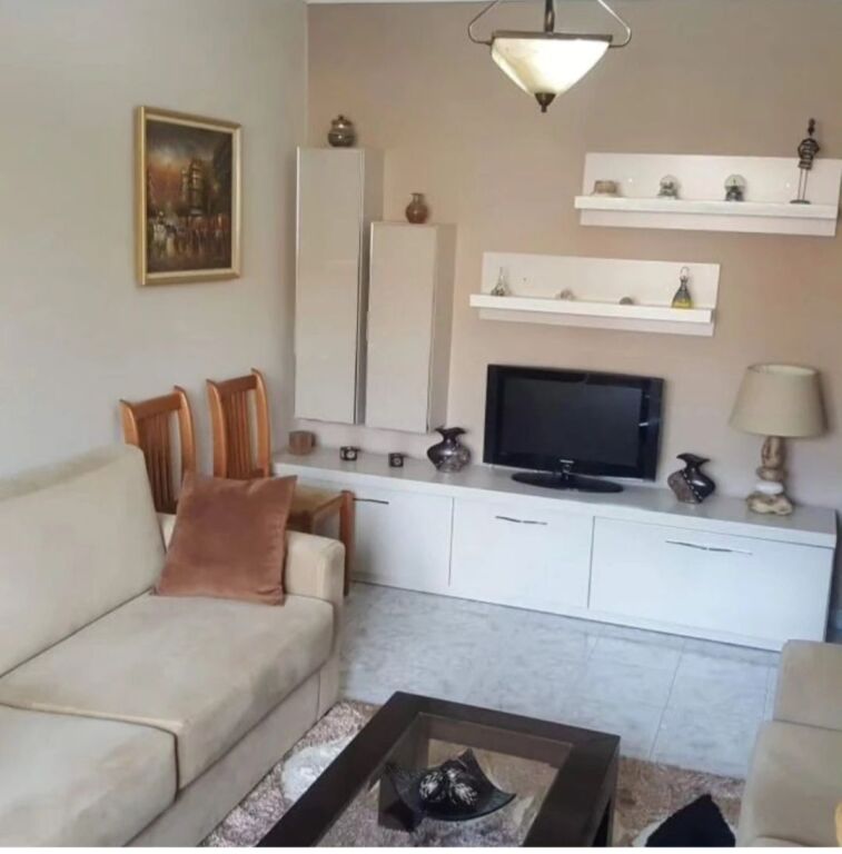 Affitto | Apartament 1 + 1 | Kongresi i Manastirit | 500 €/mese