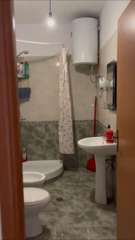 APARTAMENT 2+1 40,000 LEKE LAPRAKE