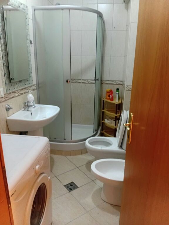 Affitto | Apartament 1 + 1 | Komuna e Parisit | 650 €/mese