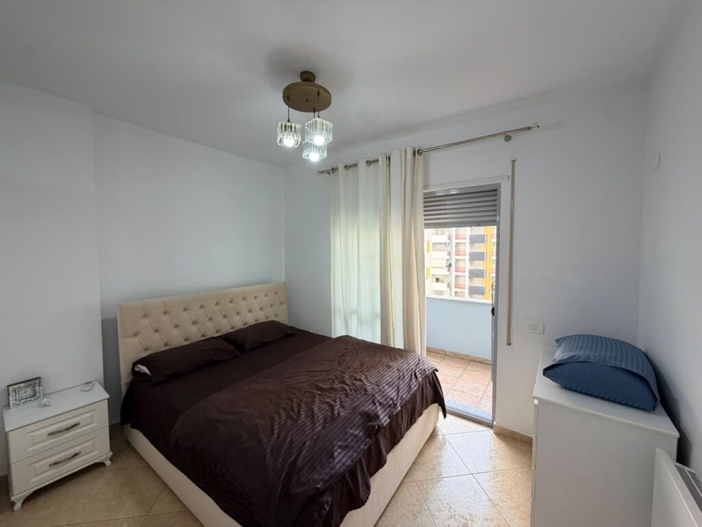 Appartamento 1+1 in affitto, “Kompleksi Eka” Spiaggia Ferrovia, Durres, 350€