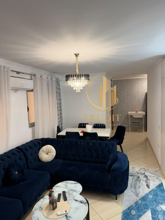 🏡 JEPET ME QIRA APARTAMENT 2+1 I MOBILUAR NË VLORË Pranë Stadiumit