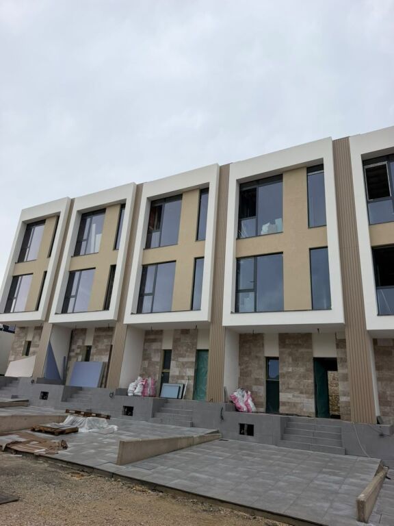 🏡 SUPER ÇMIM – SHITET VILË E BASHKANGJITUR | WEST HOME RESIDENCE, FARKË