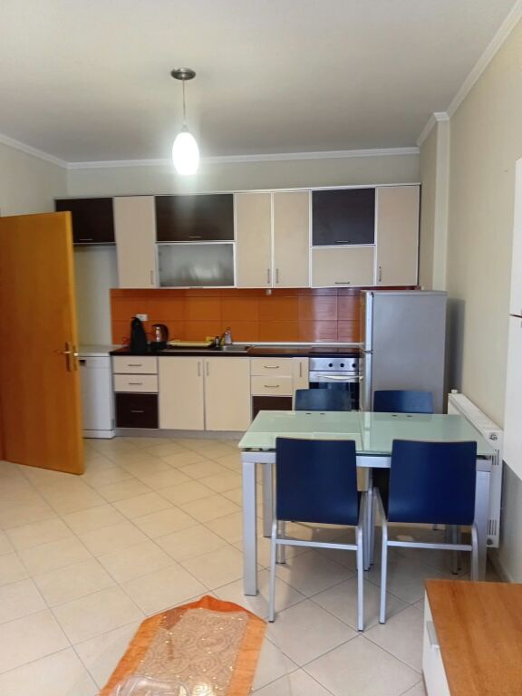 Affitto | Apartament 1 + 1 | Komuna e Parisit | 650 €/mese