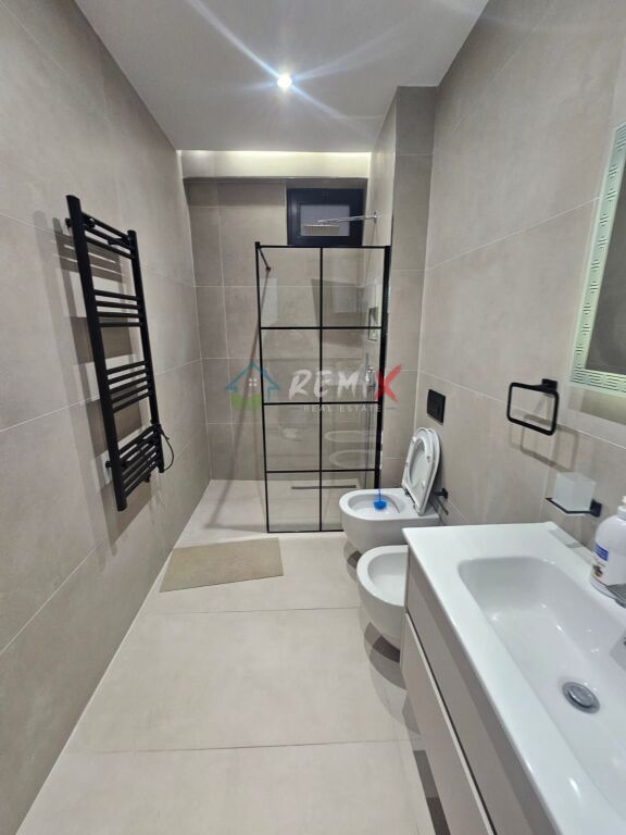 SHITET APARTAMENT 1+1 – PLAZH, DURRËS 🏡