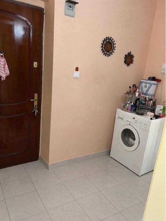 SHITET APARTAMENT 1+1 – PËRBALLË MINISTRISË SË JASHTME, TIRANË