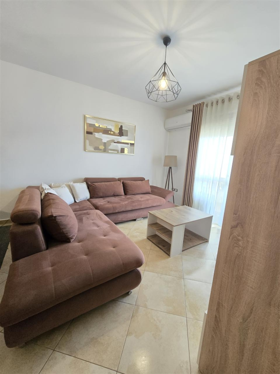 Affitto | Apartament 2 + 1+2 | Yzberisht | 500 €/mese