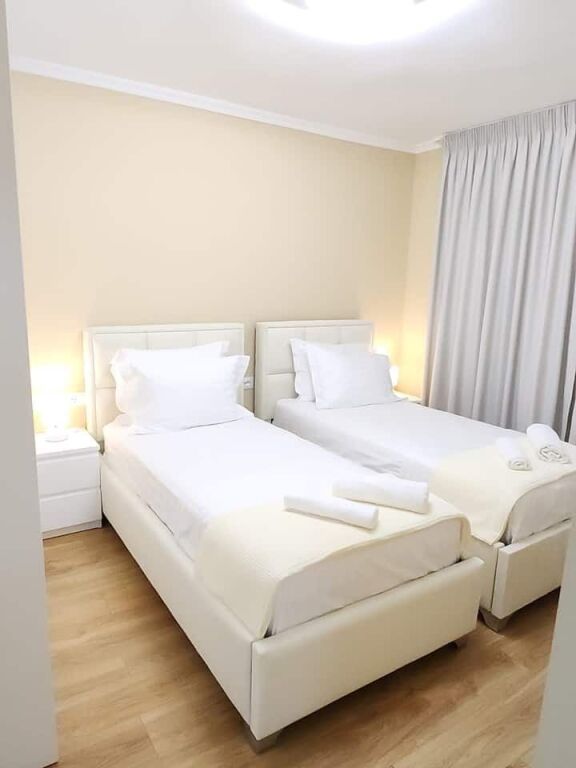 Apartament 2+1 me qira te stadiumi Dianamo