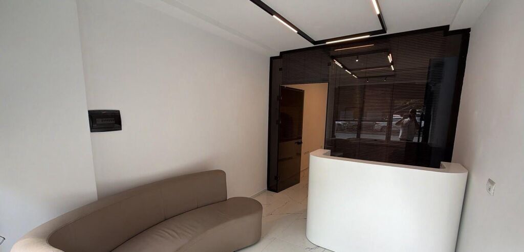 Rent | Ambjent Biznesi | Rruga e Dibrës | 500 €/month