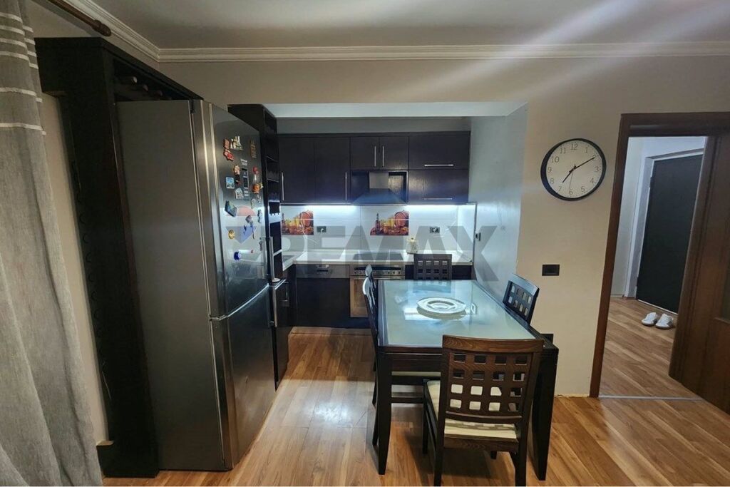Apartament - Për Qira - Rruga Mihal Grameno, Tiranë