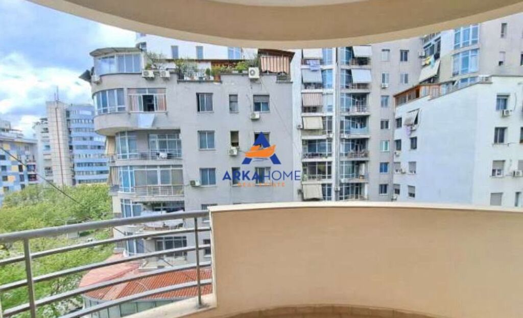 APPARTAMENTO IN AFFITTO 2+1+BALCONE "VIA KAVAJA, COMPLESSO KONDOR" 75.000 LEKE