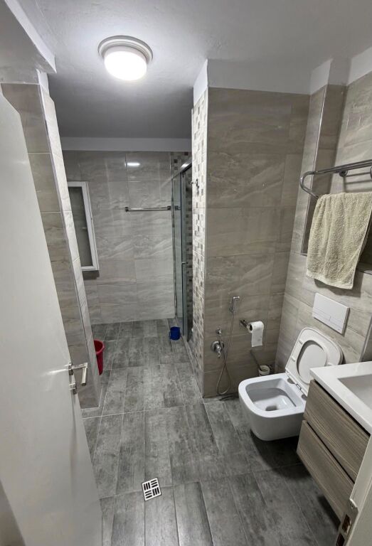 Apartament me qera 1+1 - 📍5 Maj, mbrapa Concord Center