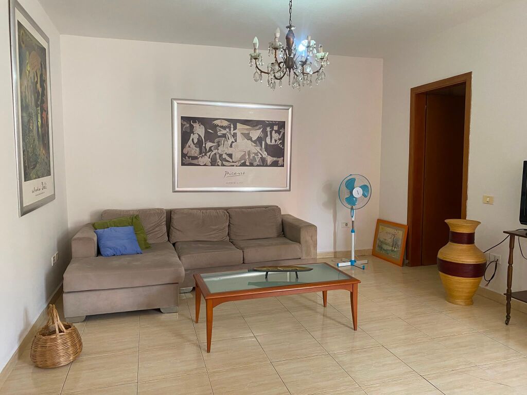 Apartament me qera tek Rruga Bogdaneve ID 5760