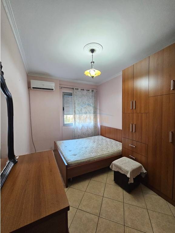 Qera , Apartament 2+1 , Unaza e Re , Tirane