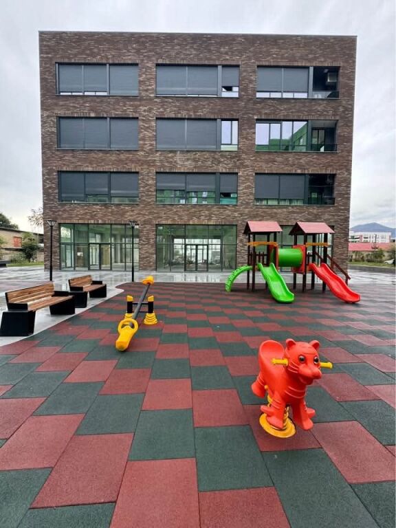 DUPLEX ME QERA - RRUGA 5 MAJI, TIRANE