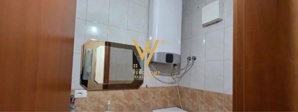 JEPET APARTAMENT 2+1+BLK ME QIRA TE RRUGA E DIBRES 55.000 LEKE