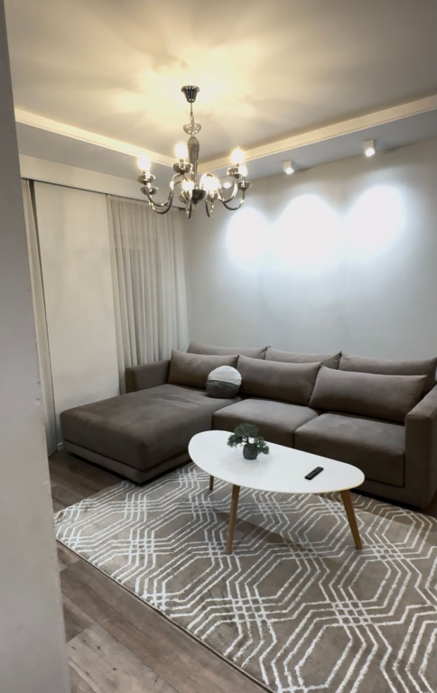 Appartamento 2+1+2 in affitto a Quartum Residence, Via Jordan Misja.