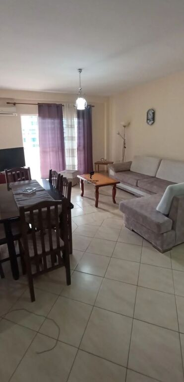 APPARTAMENTO IN AFFITTO 2+1 COMUNE DI PARIGI 65.000 LEKE  FH-97215