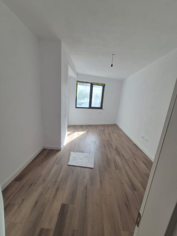 Apartament 2+1 Bosh Ne Astir !