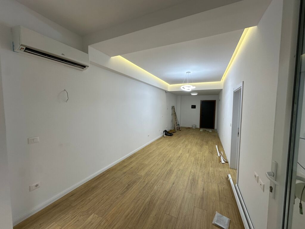 VENDESI APPARTAMENTO 1 + 1 A KODRA E DIELLIT