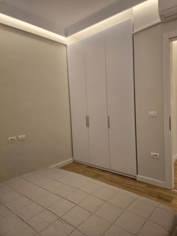 APARTAMENT 2+1+PARKIM  ME QIRA –  PRANE URES SE NISHARAKUT