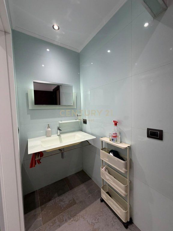ISH BLLOKU, APARTAMENT 1+1+DEPO PER QIRA