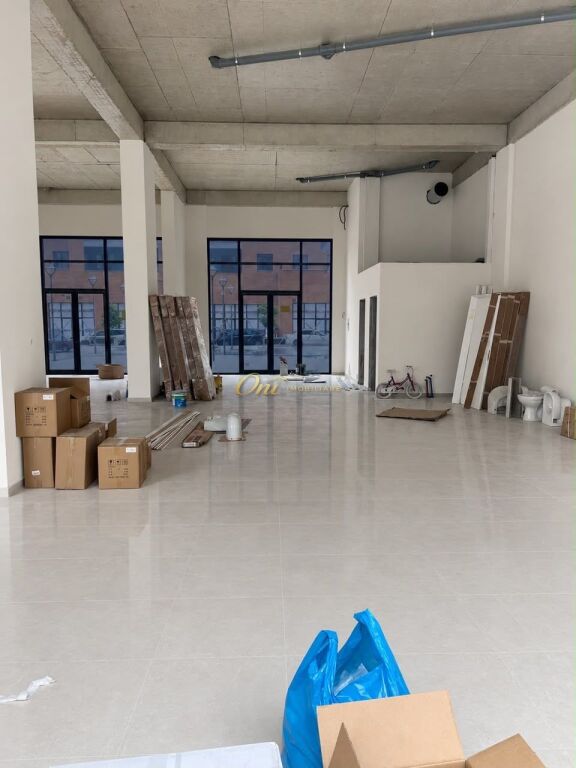 PASKUQAN JEPET DYQAN 232M2 PER QERA