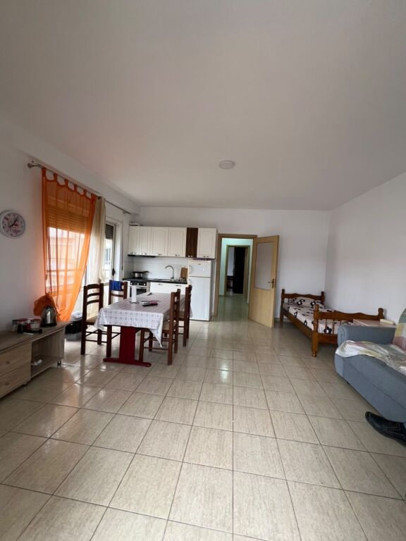 APARTAMENT 1+1 ME QIRA – ILIRIA PLAZH, DURRËS 🌊