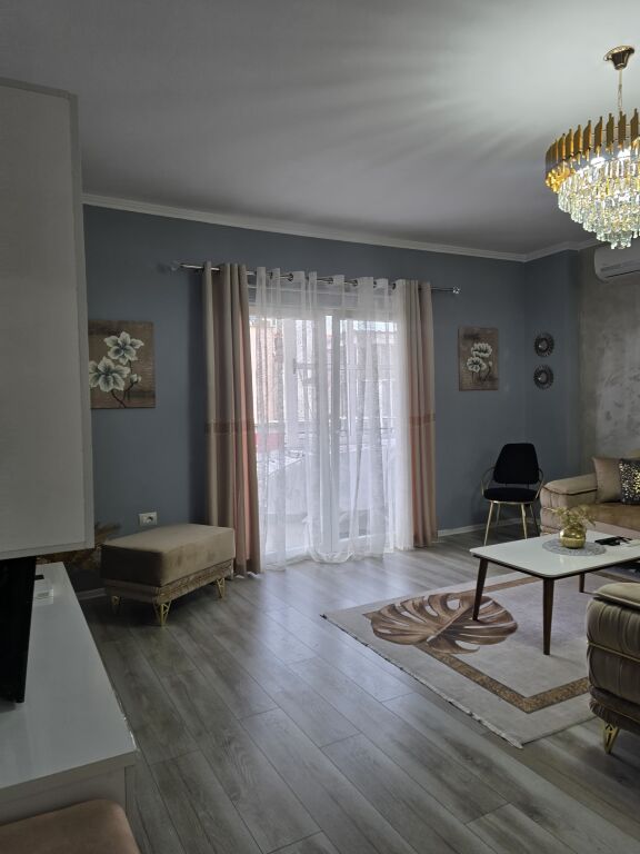Apartment 2+1 for rent in Center