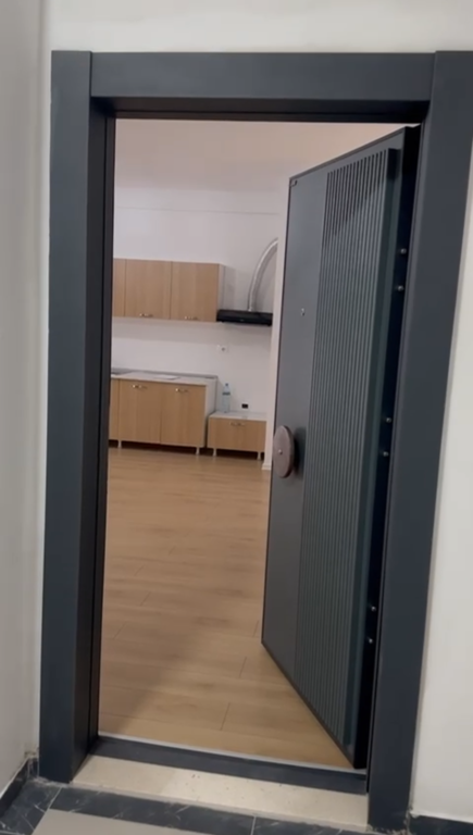 Apartament 2+1, Jordan Misja!