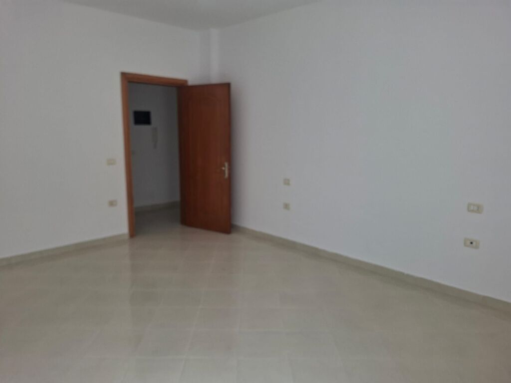 Jepet me qera apartament 1+1