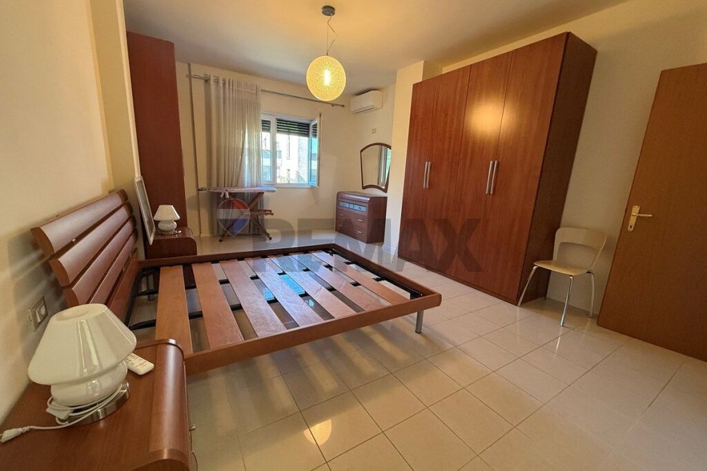 Apartament - Për Qira - Liceu Artistik, Tiranë