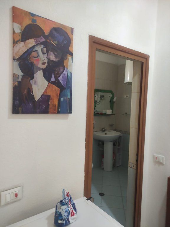 Apartament 2+1 Me Qira në Rruga Siri Kodra, Tiranë. 580 € /Muaj