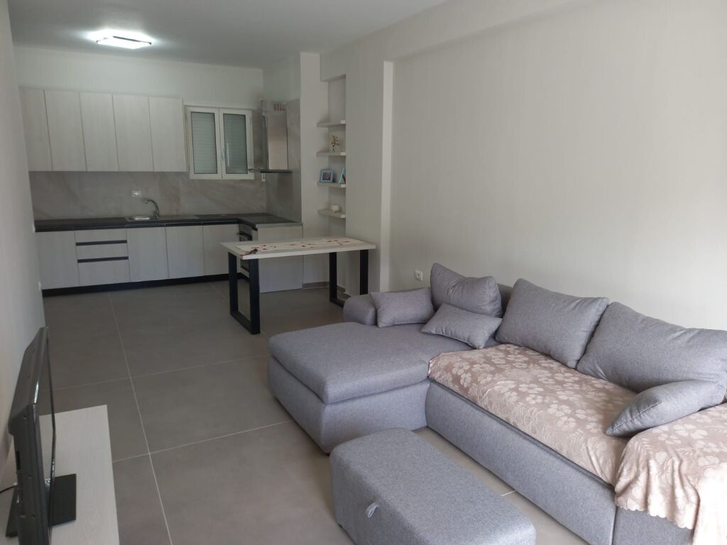 Apartament me qira lungomare Vlora