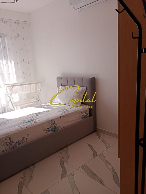 APARTAMENT ME QIRA 2+1 KOMBINAT 50.000 LEKE