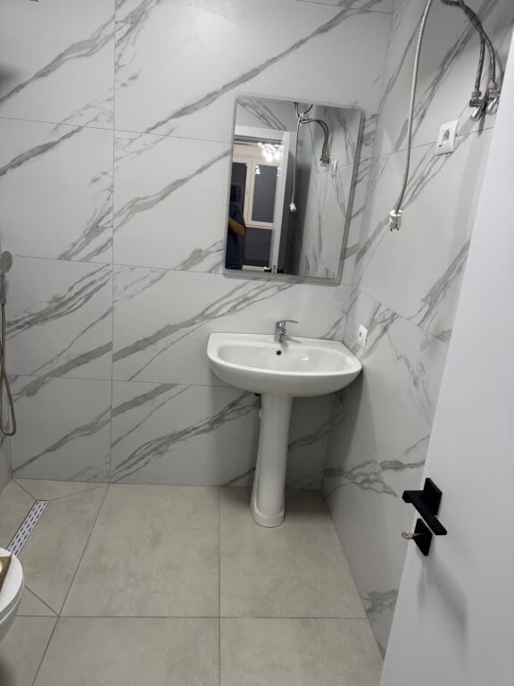 Apartament me Qera, 3+1+2 tualete tek Color Splash Residence, Paskuqan